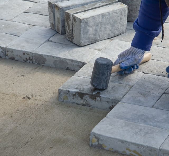 brukarstwo Poznań układanie kostki brukowej usługi brukarskie